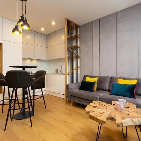 Apartment City Center Grzybowska By Renters Prestige Warsaw Exterior photo