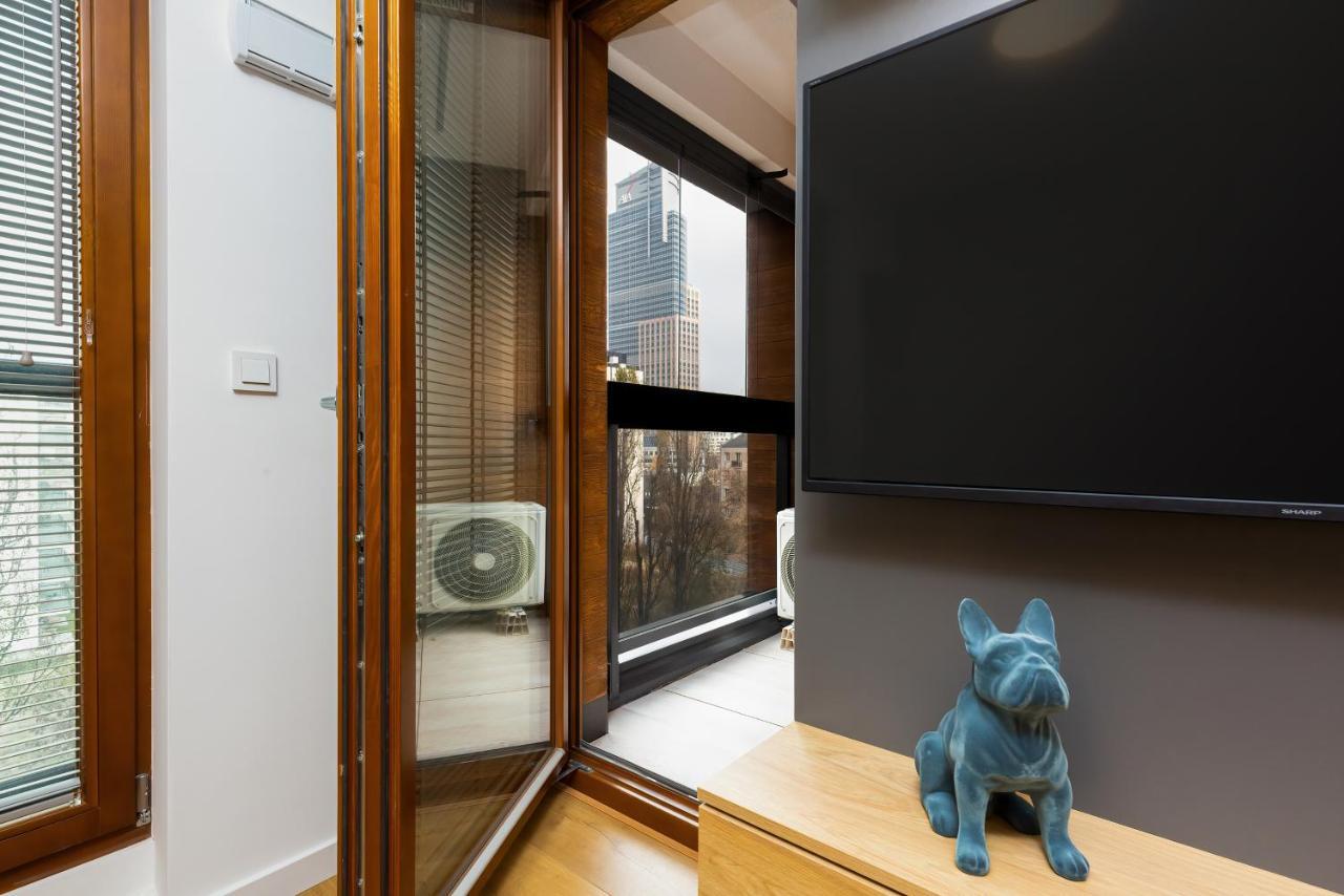 Apartment Center Grzybowska By Renters Prestige Warsaw
